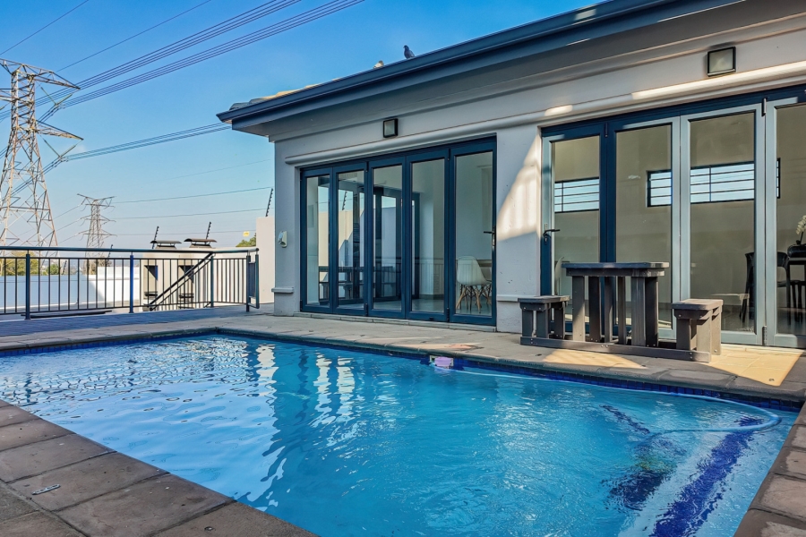 2 Bedroom Property for Sale in Morningside Gauteng