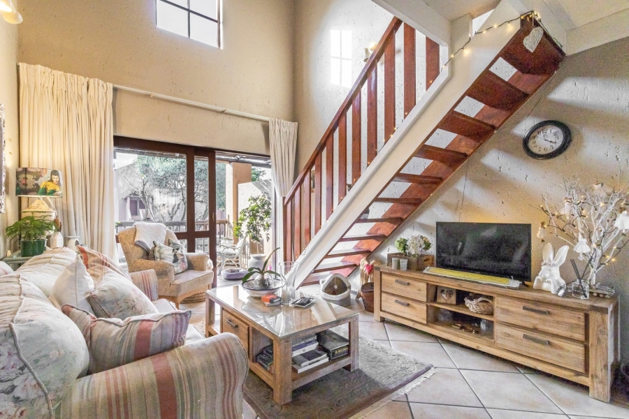 To Let 2 Bedroom Property for Rent in Lonehill Gauteng