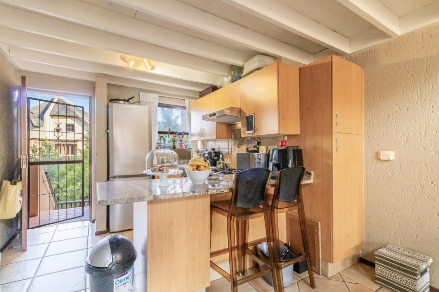 To Let 2 Bedroom Property for Rent in Lonehill Gauteng