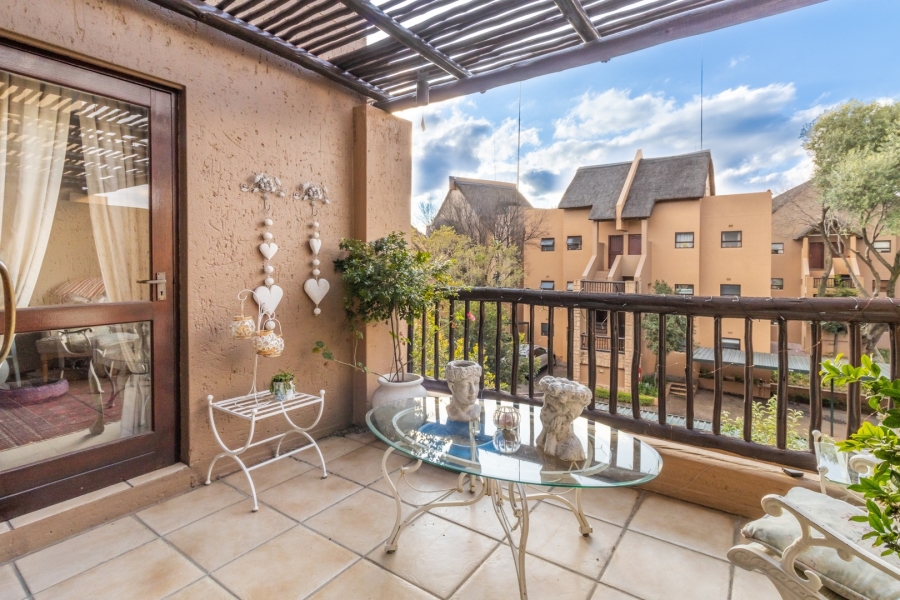 To Let 2 Bedroom Property for Rent in Lonehill Gauteng