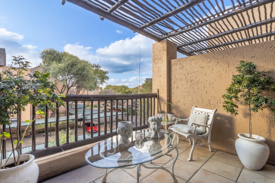 To Let 2 Bedroom Property for Rent in Lonehill Gauteng