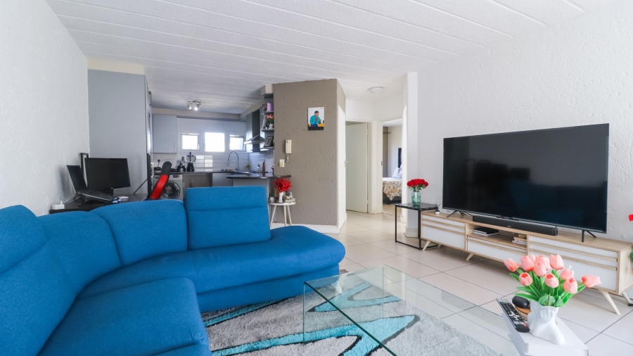 To Let 2 Bedroom Property for Rent in Sandown Gauteng