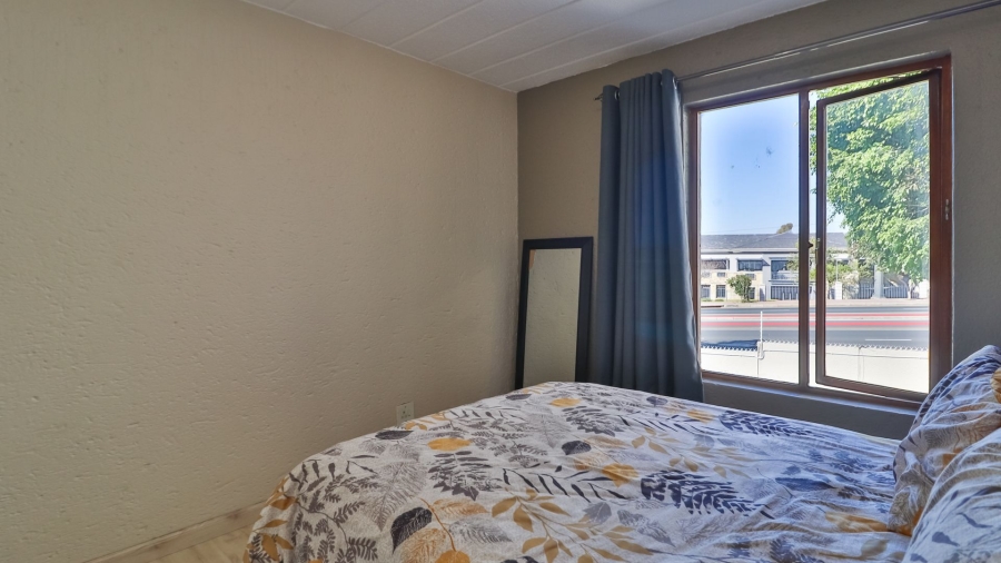 To Let 2 Bedroom Property for Rent in Sandown Gauteng