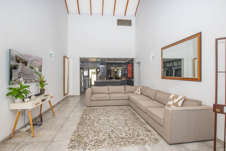 3 Bedroom Property for Sale in Lonehill Gauteng