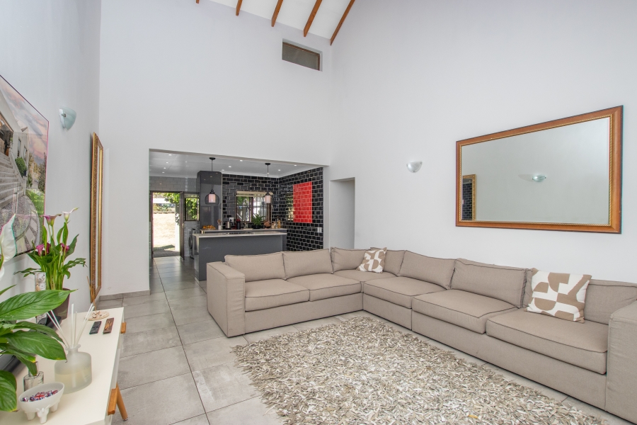 3 Bedroom Property for Sale in Lonehill Gauteng