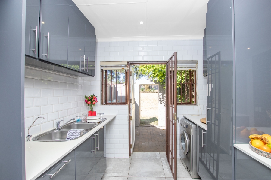 3 Bedroom Property for Sale in Lonehill Gauteng
