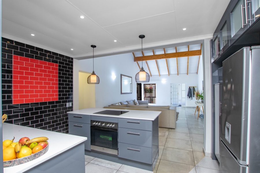 3 Bedroom Property for Sale in Lonehill Gauteng