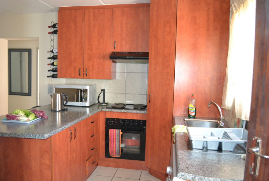 To Let 2 Bedroom Property for Rent in North Riding Gauteng