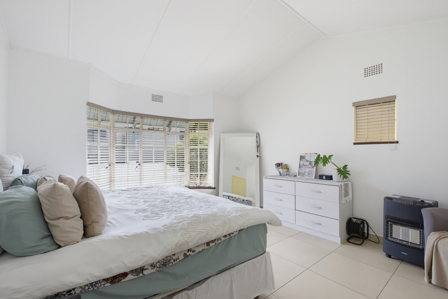 4 Bedroom Property for Sale in Senderwood Gauteng