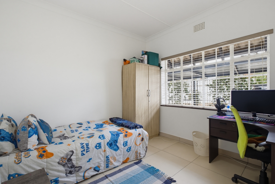 4 Bedroom Property for Sale in Senderwood Gauteng