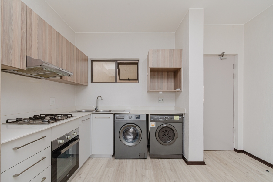 2 Bedroom Property for Sale in Broadacres Gauteng