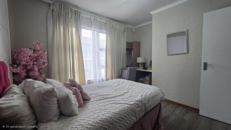 To Let 3 Bedroom Property for Rent in Morningside Manor Gauteng