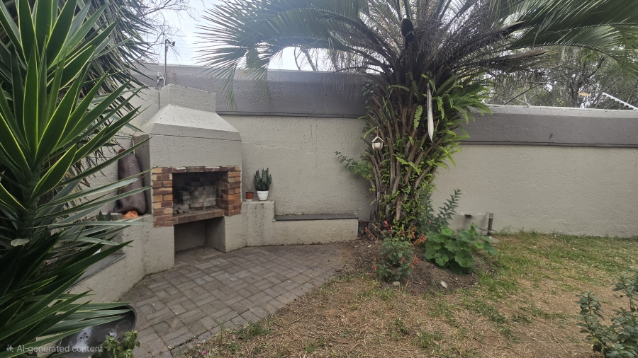 To Let 3 Bedroom Property for Rent in Morningside Manor Gauteng