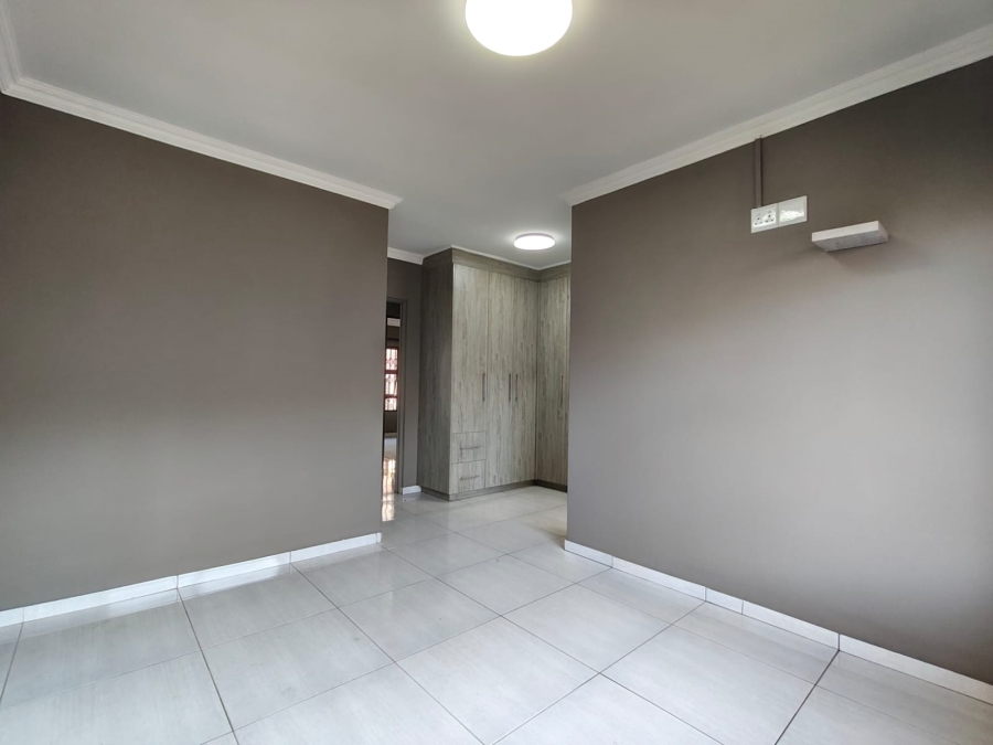 3 Bedroom Property for Sale in Brackenhurst Gauteng