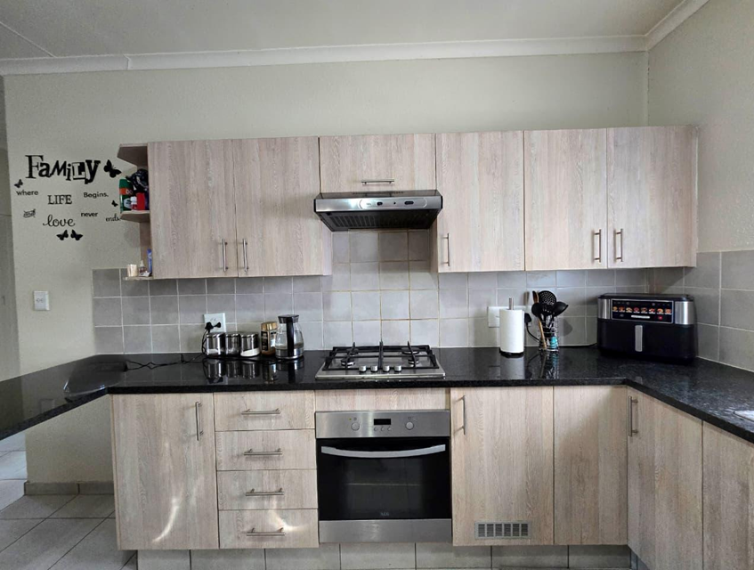 2 Bedroom Property for Sale in New Market Park Gauteng