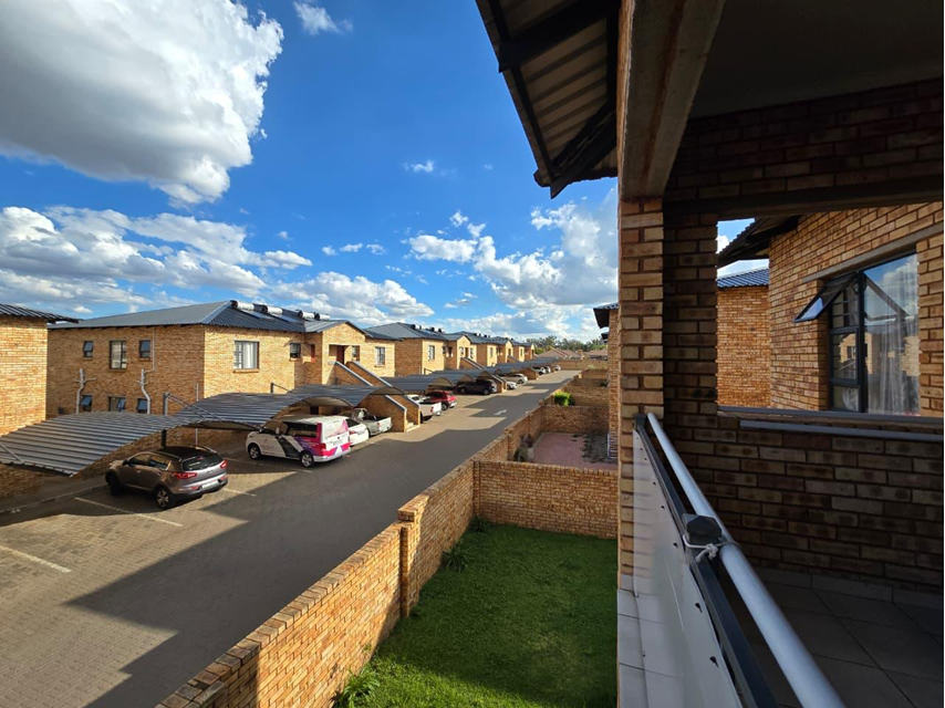 2 Bedroom Property for Sale in New Market Park Gauteng