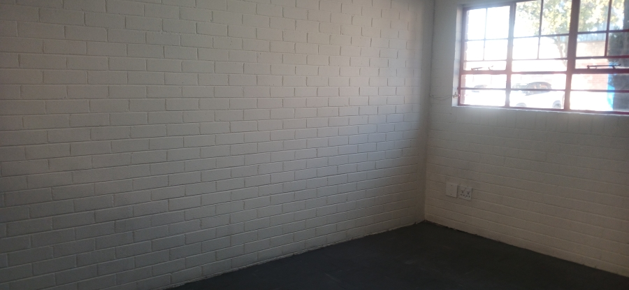 To Let Commercial Property for Rent in Eastleigh Gauteng
