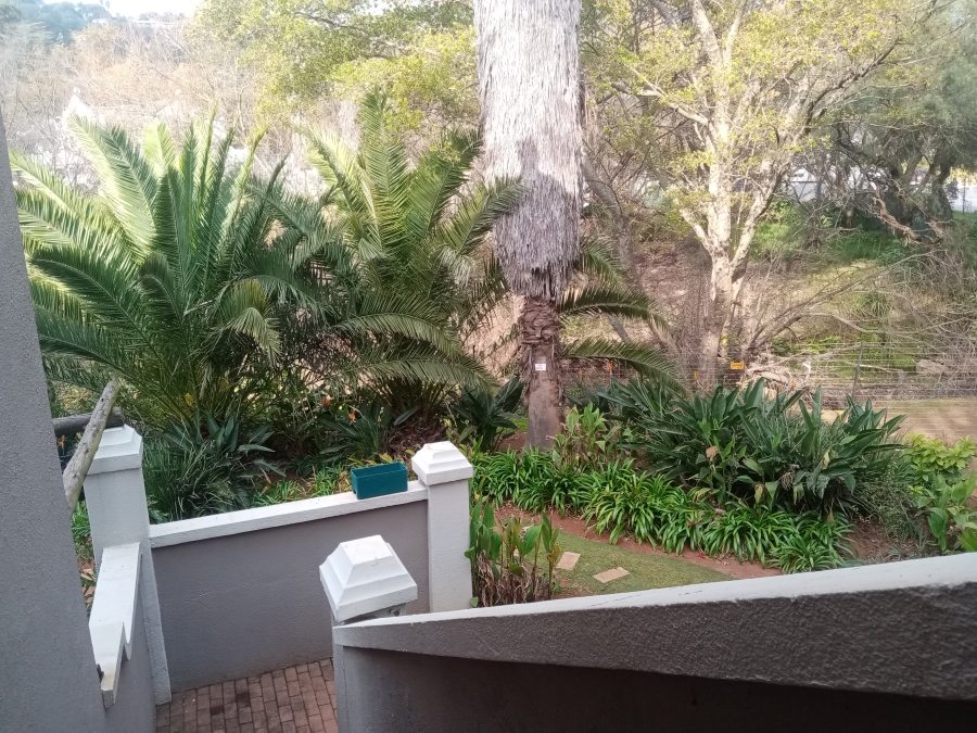 To Let 2 Bedroom Property for Rent in Helderkruin Gauteng