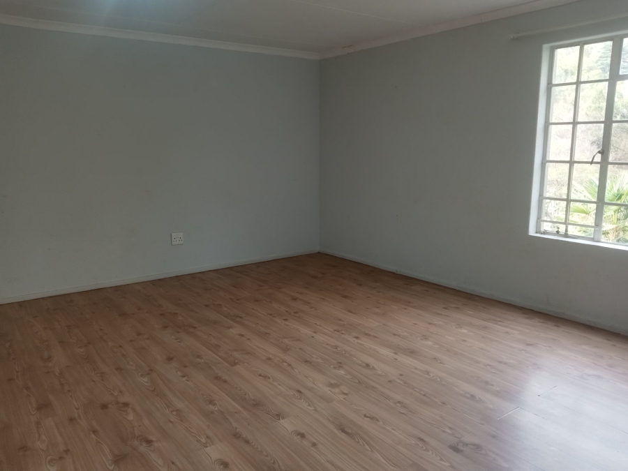 To Let 2 Bedroom Property for Rent in Helderkruin Gauteng