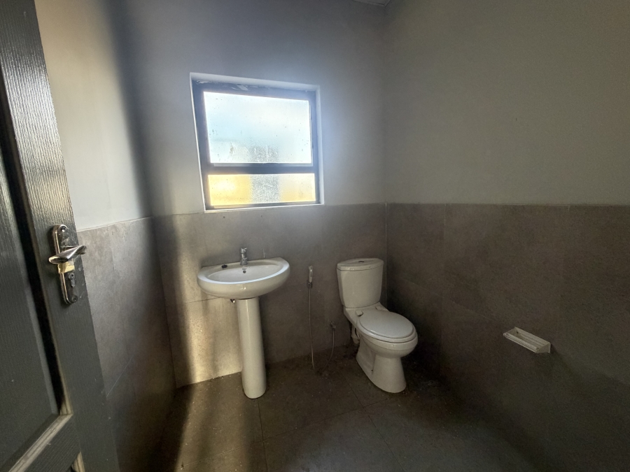 To Let Commercial Property for Rent in Erasmia Gauteng