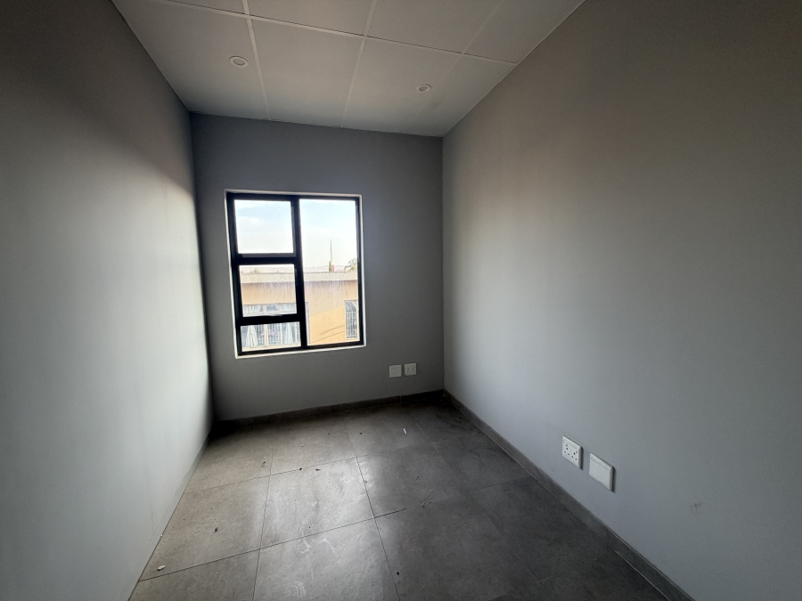 To Let Commercial Property for Rent in Erasmia Gauteng