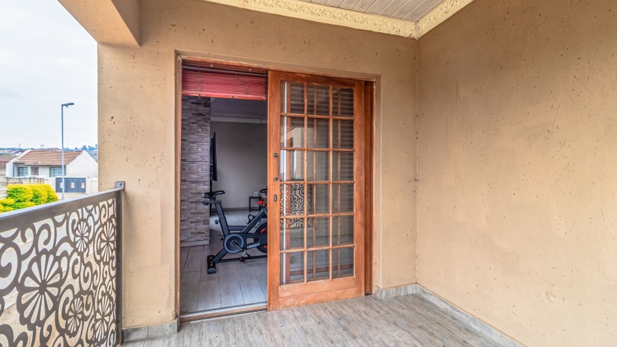 4 Bedroom Property for Sale in Naturena Gauteng