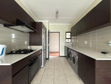 2 Bedroom Property for Sale in Oakdene Gauteng