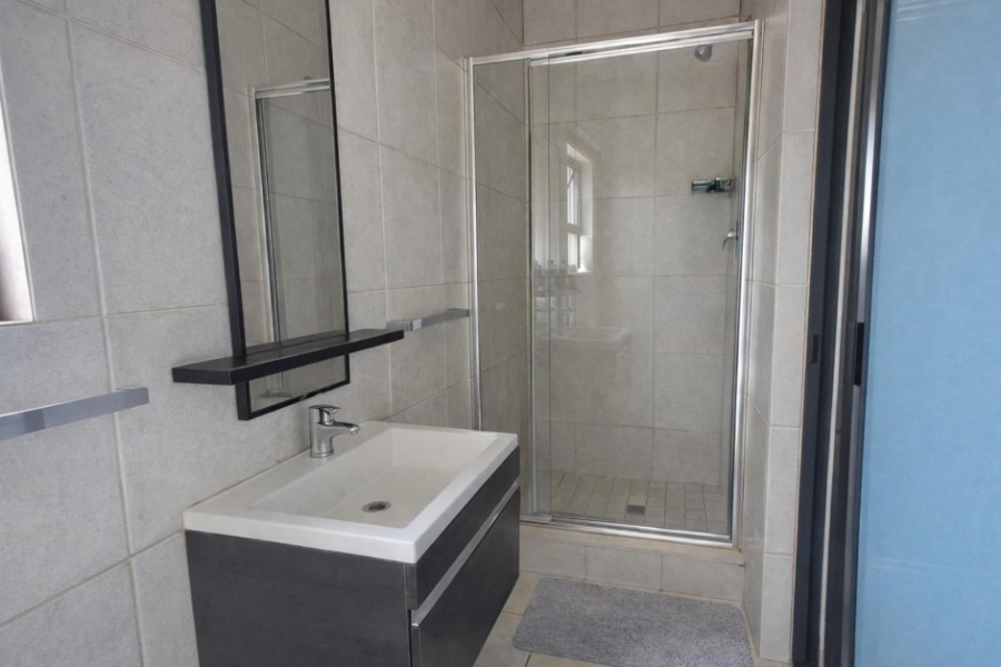 2 Bedroom Property for Sale in Oakdene Gauteng