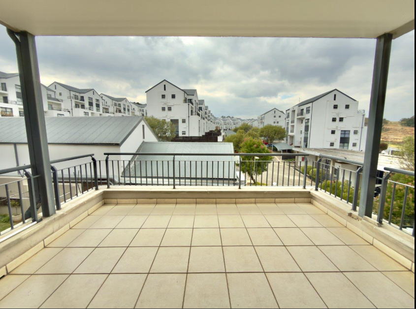 2 Bedroom Property for Sale in Oakdene Gauteng
