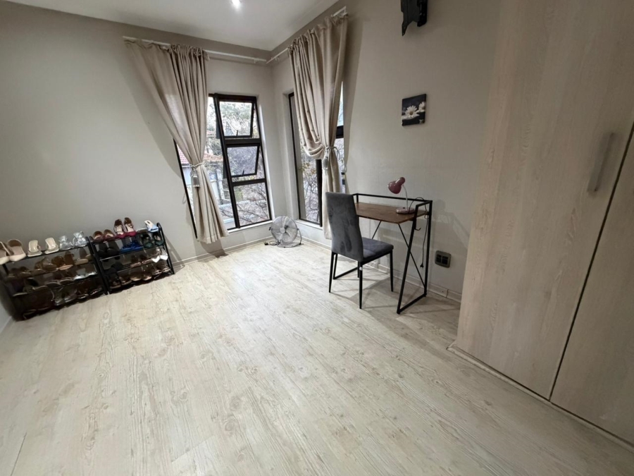 To Let 3 Bedroom Property for Rent in Tres Jolie Gauteng
