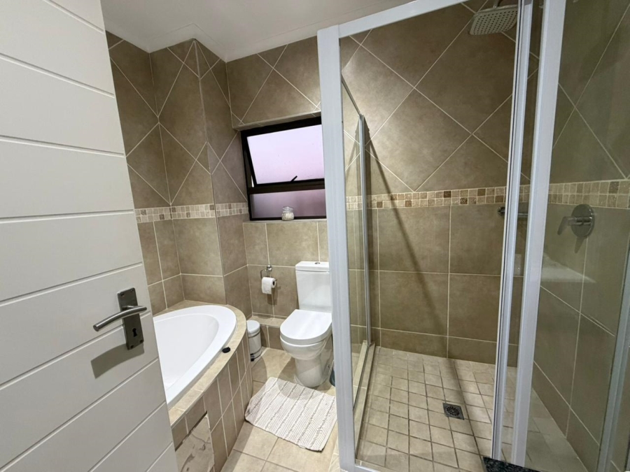 To Let 3 Bedroom Property for Rent in Tres Jolie Gauteng