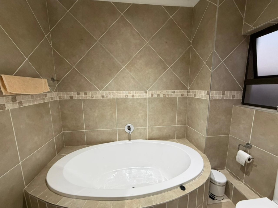 To Let 3 Bedroom Property for Rent in Tres Jolie Gauteng