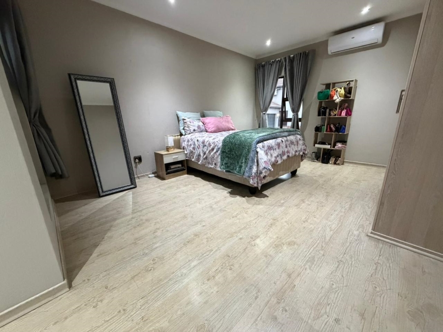 To Let 3 Bedroom Property for Rent in Tres Jolie Gauteng