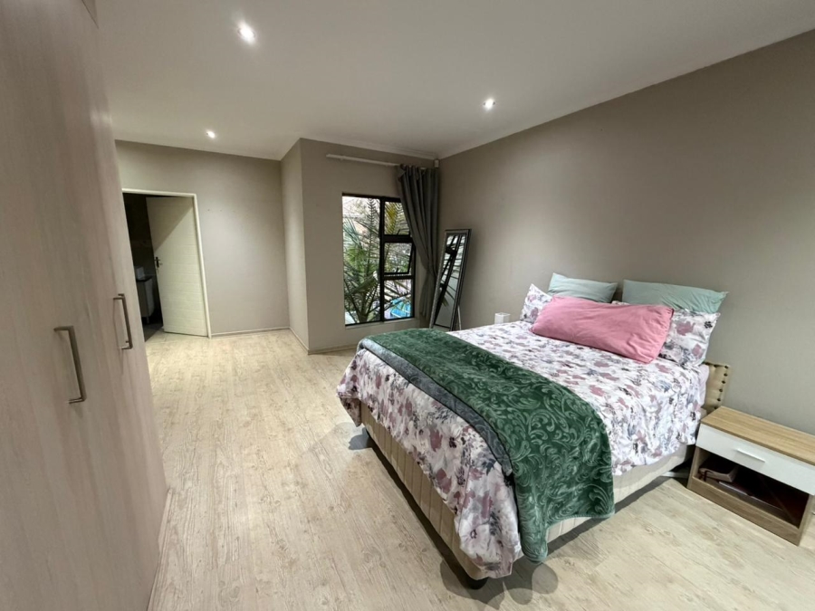 To Let 3 Bedroom Property for Rent in Tres Jolie Gauteng