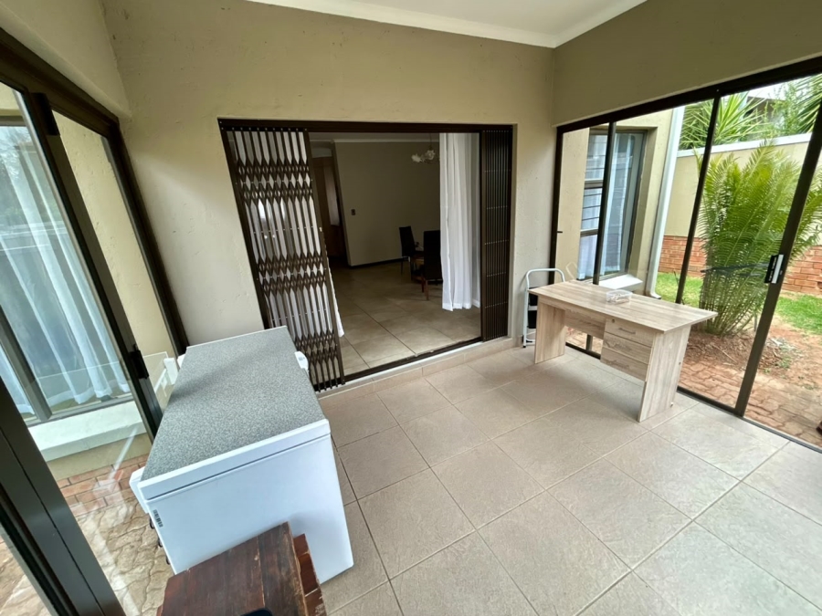 To Let 3 Bedroom Property for Rent in Tres Jolie Gauteng