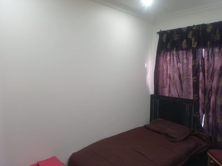 6 Bedroom Property for Sale in Pretoria Gardens Gauteng