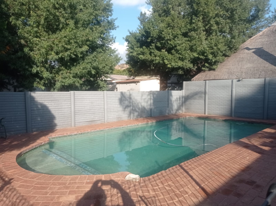 6 Bedroom Property for Sale in Pretoria Gardens Gauteng