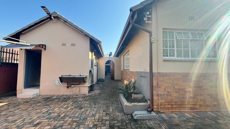 4 Bedroom Property for Sale in Rosedene Gauteng