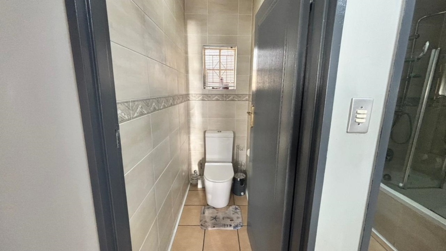 4 Bedroom Property for Sale in Rosedene Gauteng