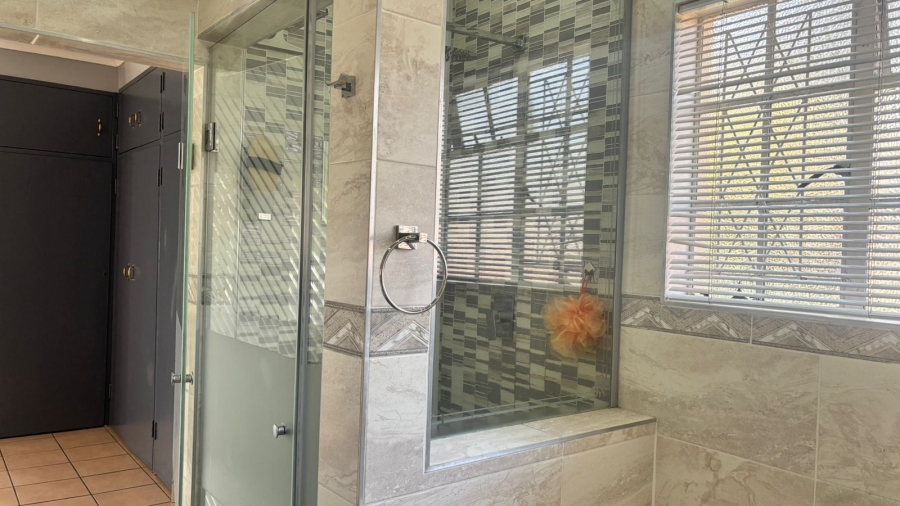 4 Bedroom Property for Sale in Rosedene Gauteng