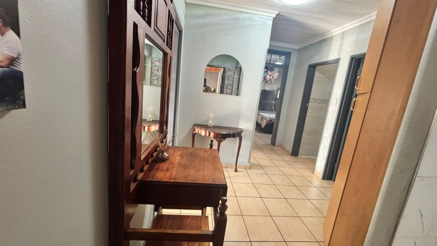 4 Bedroom Property for Sale in Rosedene Gauteng