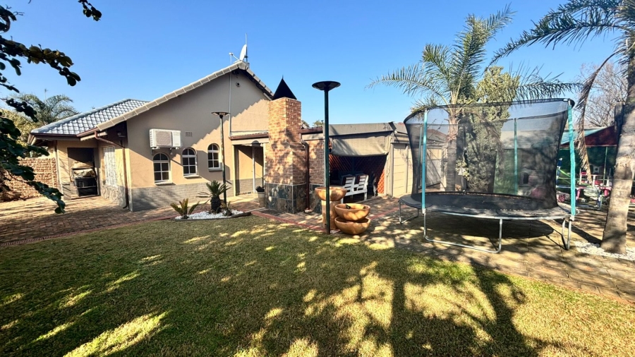 4 Bedroom Property for Sale in Rosedene Gauteng