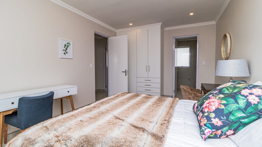 2 Bedroom Property for Sale in Modderfontein Gauteng