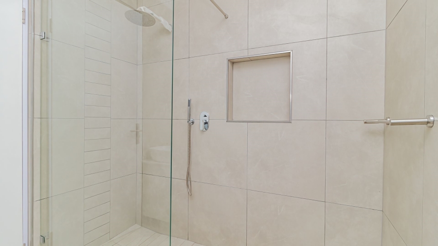 2 Bedroom Property for Sale in Modderfontein Gauteng