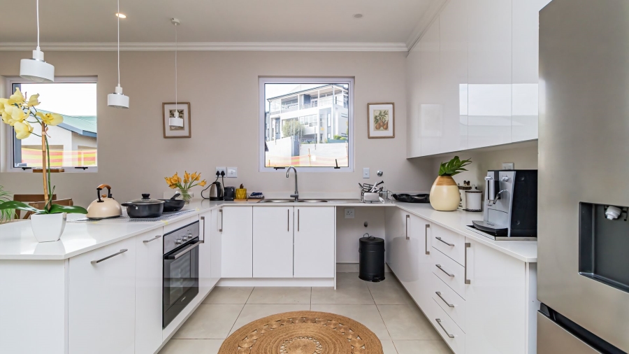 To Let 2 Bedroom Property for Rent in Modderfontein Gauteng