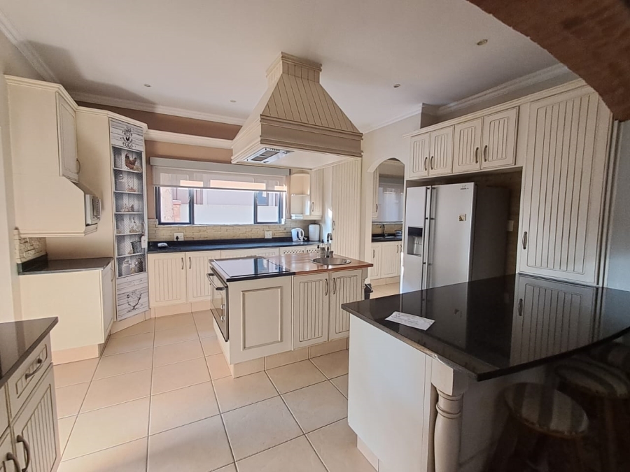 4 Bedroom Property for Sale in Sunward Park Gauteng