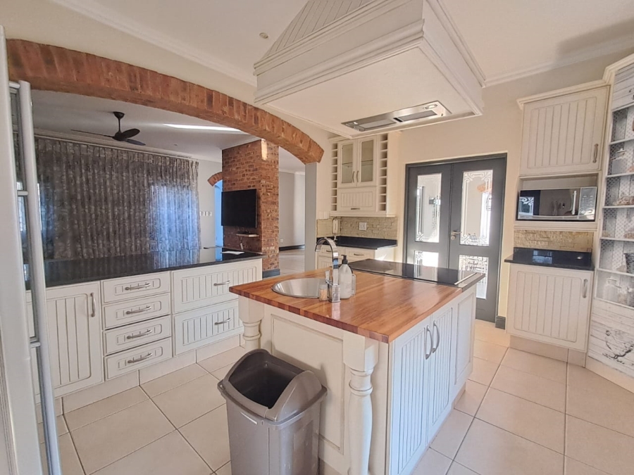 4 Bedroom Property for Sale in Sunward Park Gauteng