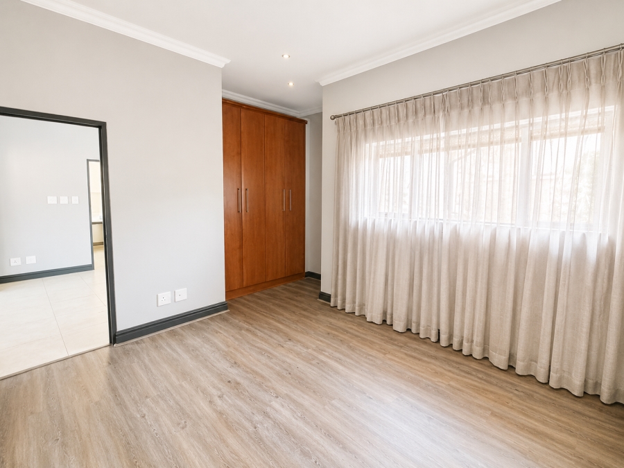 4 Bedroom Property for Sale in Sunward Park Gauteng
