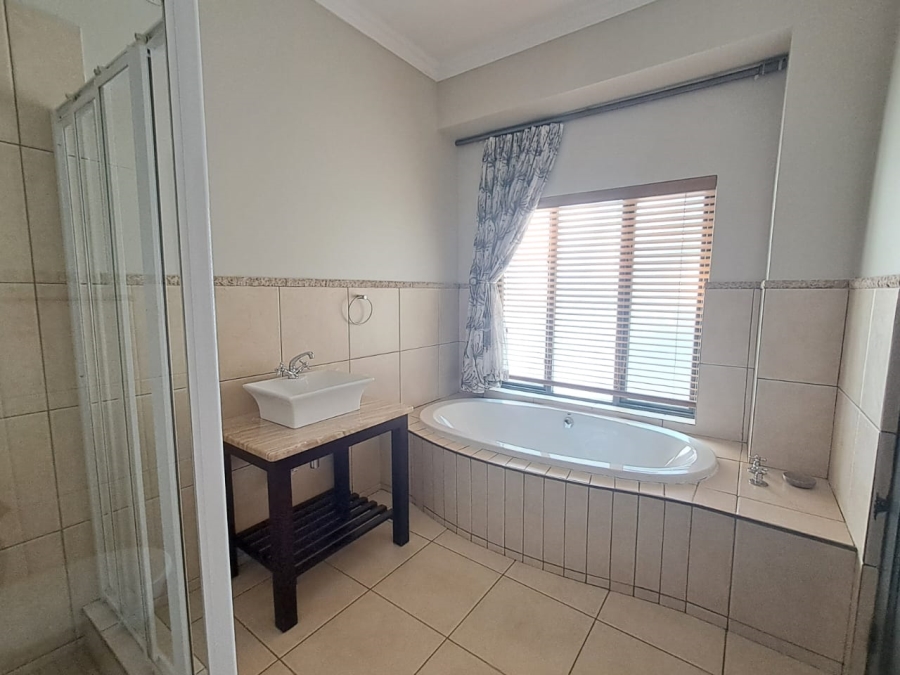 4 Bedroom Property for Sale in Sunward Park Gauteng