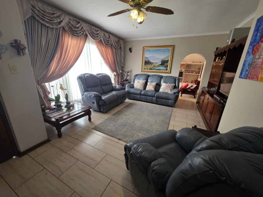 3 Bedroom Property for Sale in Freeway Park Gauteng